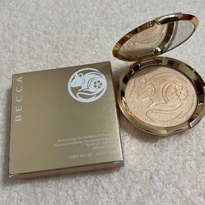 Becca Shimmering Skin Perfector: Moonstone